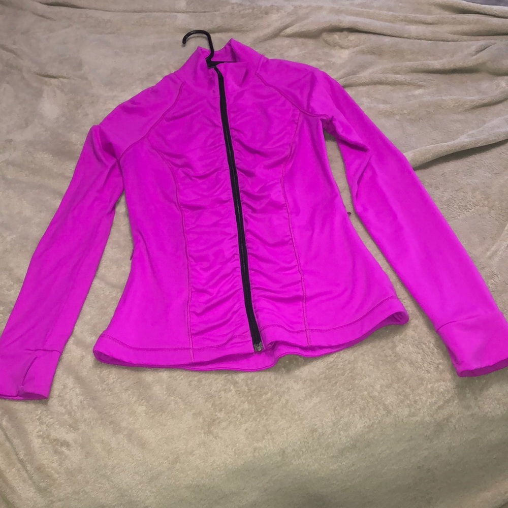 VS Knockout Jacket